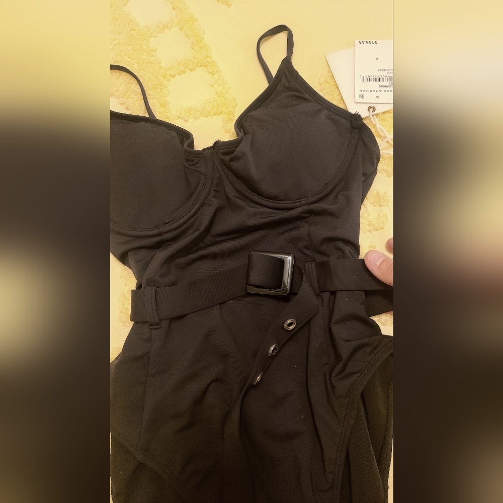 NWT Classic Black Belted Swimsuit Underwire Soft Removable Pads Size 2 (M) - Picture 5 of 7